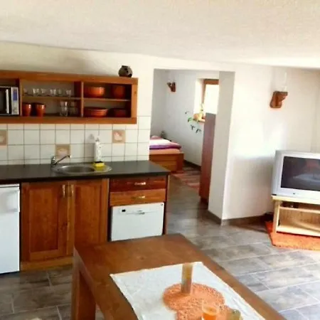 Kralovsky Apartman * Závažná Poruba